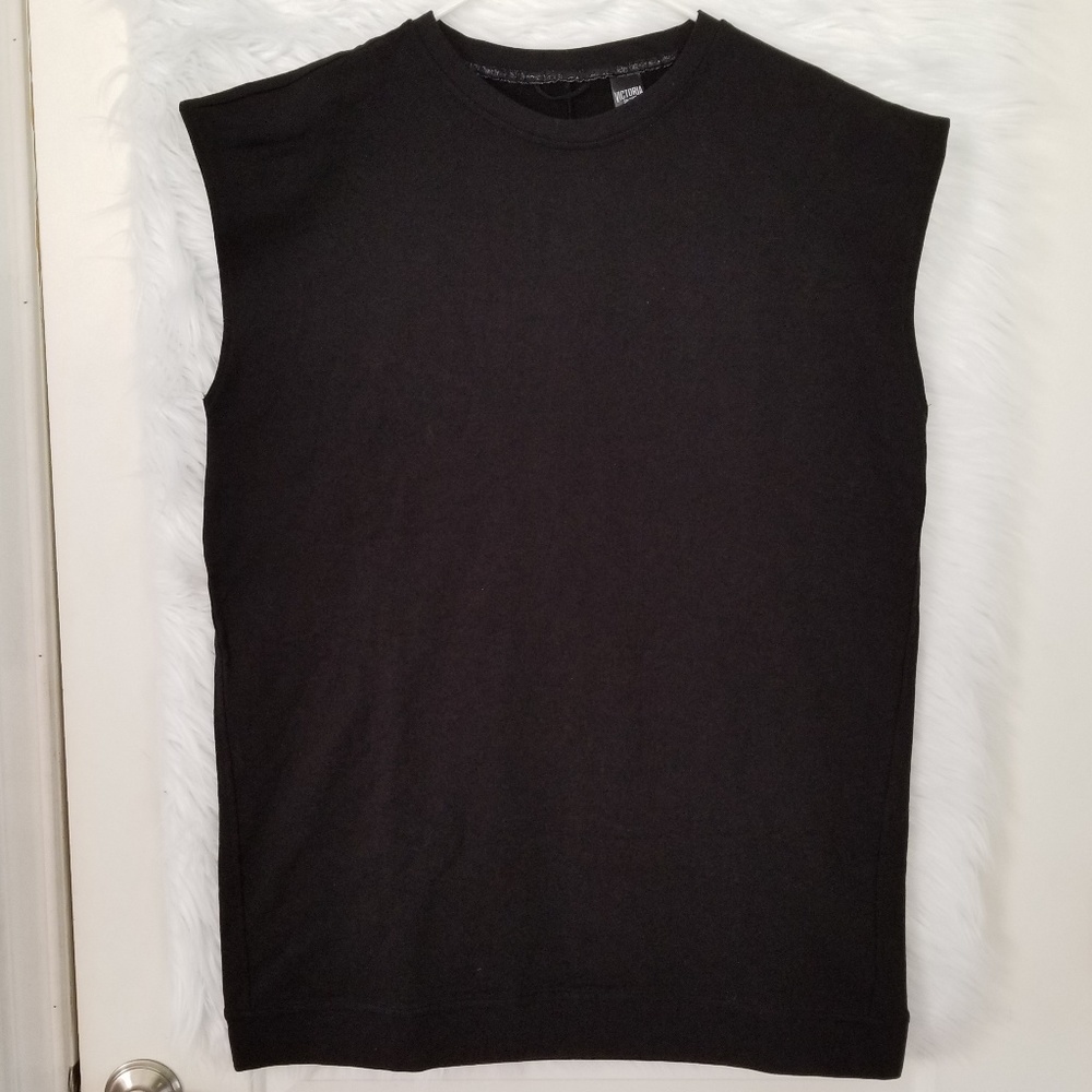 Victoria Sport Black Sleeveless Oversize Top Sz L - Picture 2 of 6